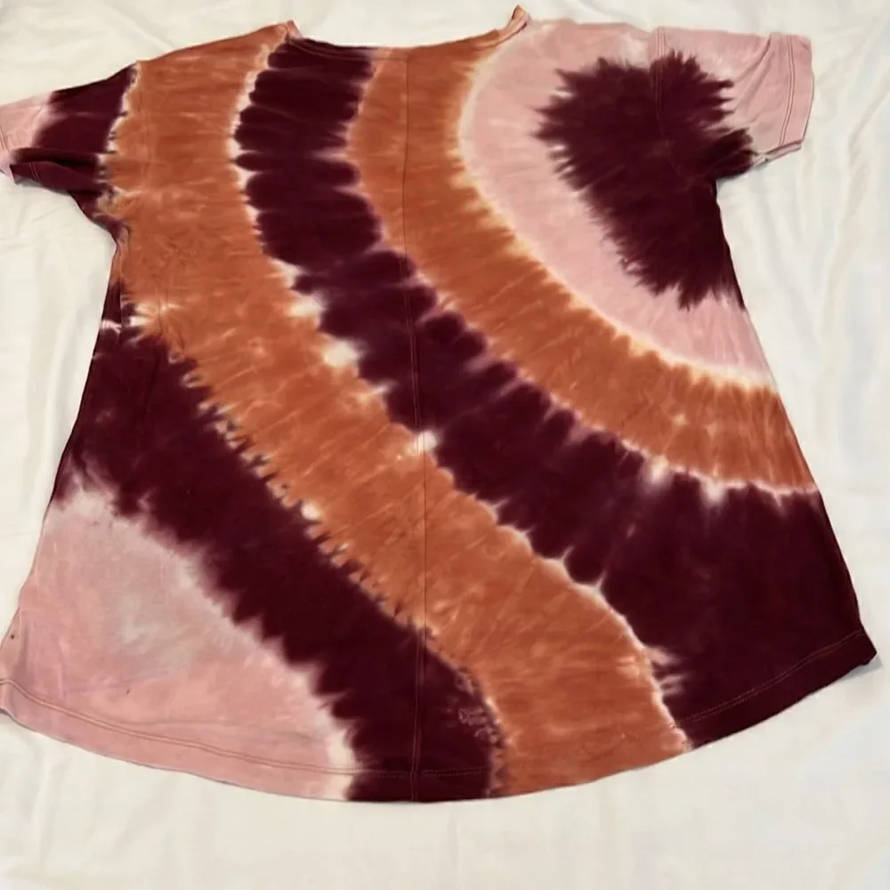 American Eagle size S short sleeve tie dye tunic longer in back EUC